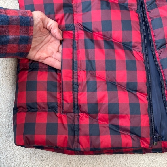 Lands End HyperDry Puffer Vest Buffalo Plaid Down Fill Pockets, Like New, Small - Picture 5 of 10